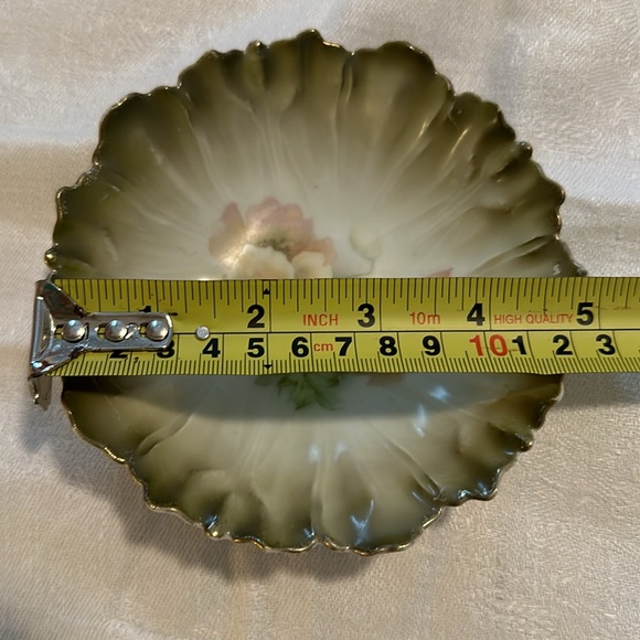 Vintage. Painted floral trinket dish. - Picture 2 of 7